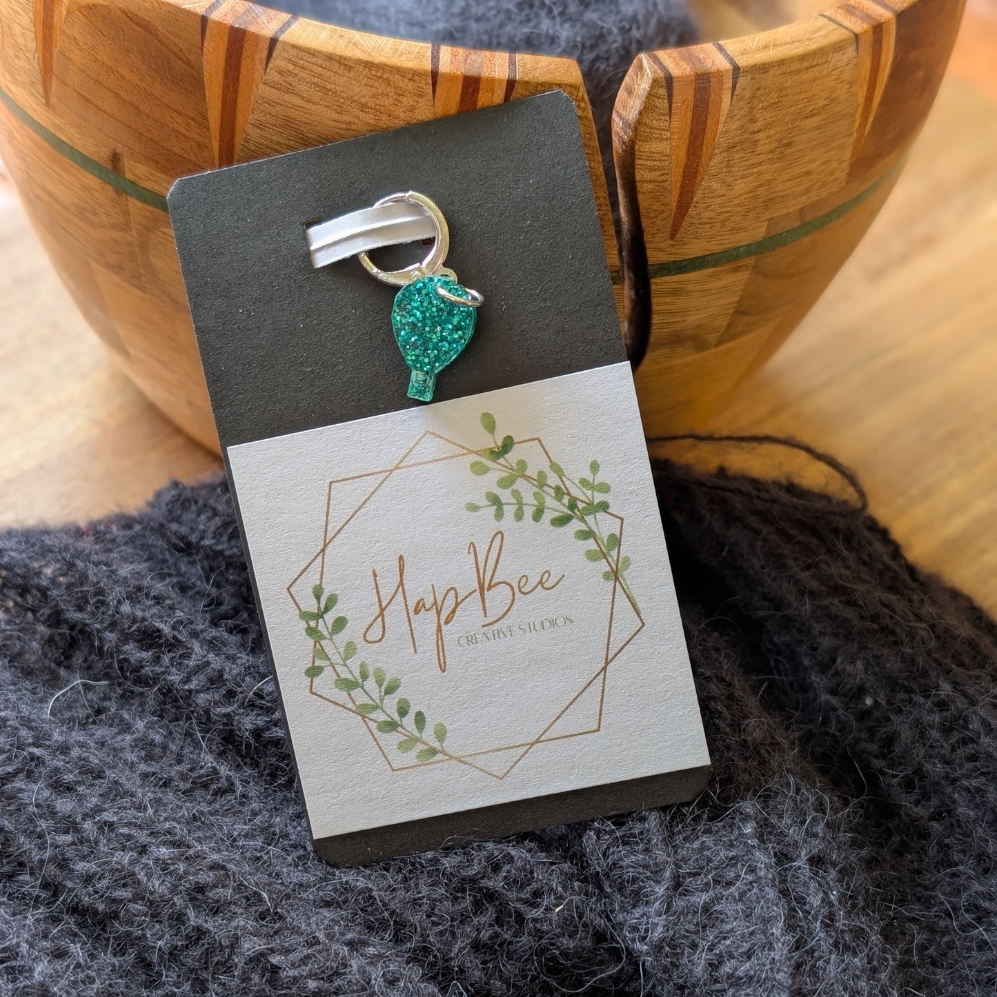 Hapbee Creative Studios Enchanted Yarn Crawl 2024 Hot Air Balloon Stitch Marker