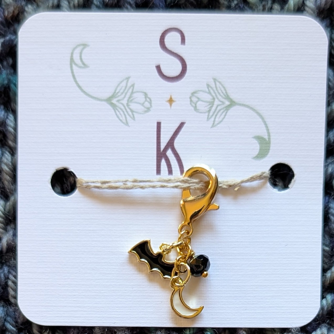 Sassafras Knits - Fancy Bat Row Marker